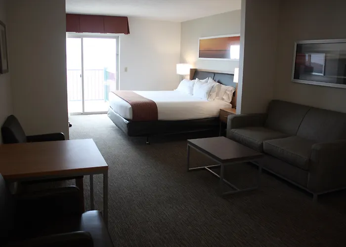 Holiday Inn Express Munising-Lakeview, An Ihg Hotel